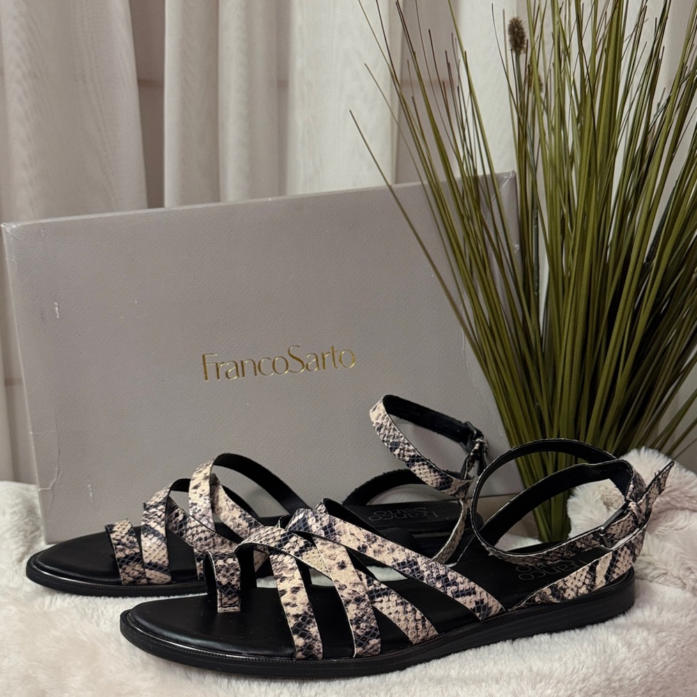 Franco Sarto Georgie Strappy Black and Cream Snake print Sandals Vanilla LE